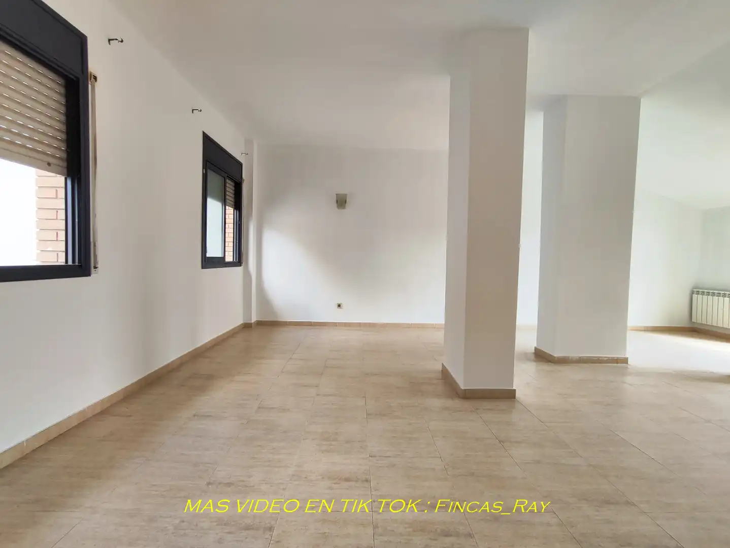 Maisonette zum Verkauf in Ripollet mit Klimaanlage, Heizung und Terrasse