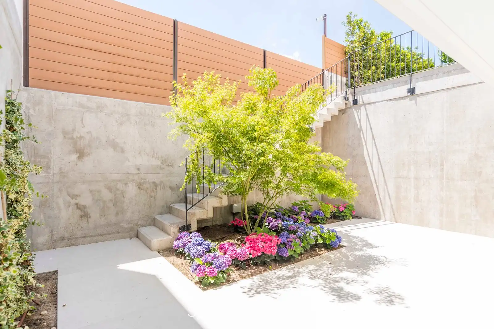 Terrace of Houses for rent in Madrid  with Air Conditioner, Heating and Private garden