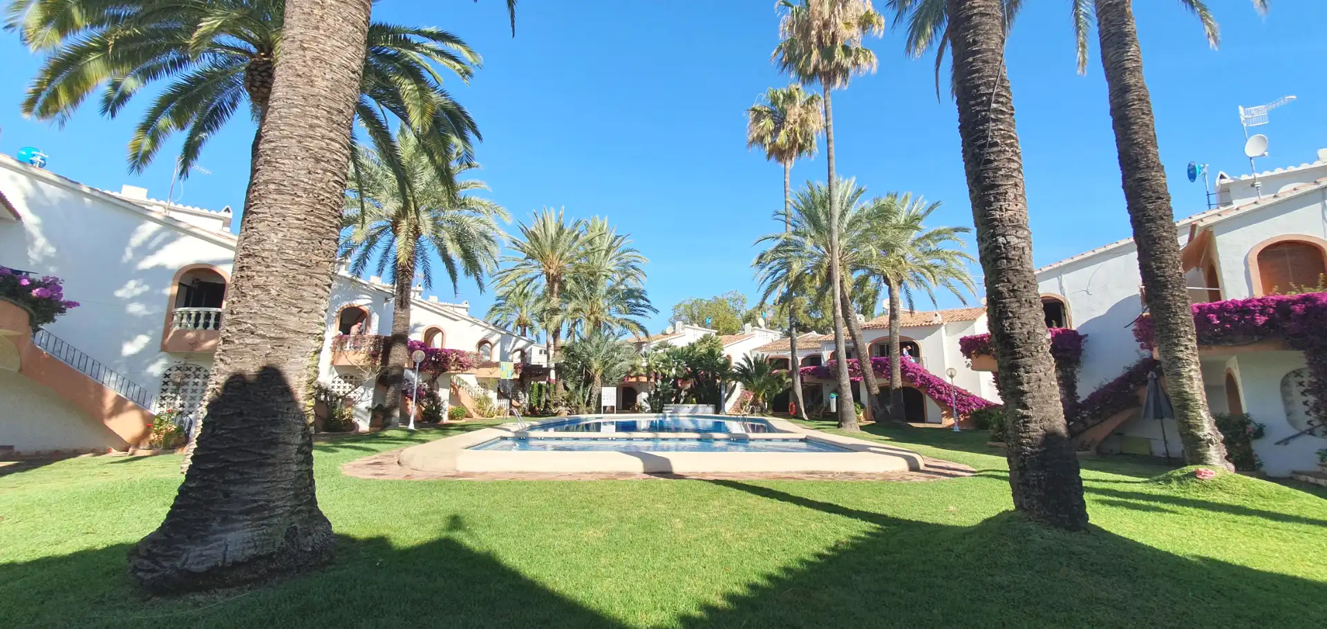 Swimming pool of Apartments for rent in Dénia  with Air Conditioner, Heating and Terrace