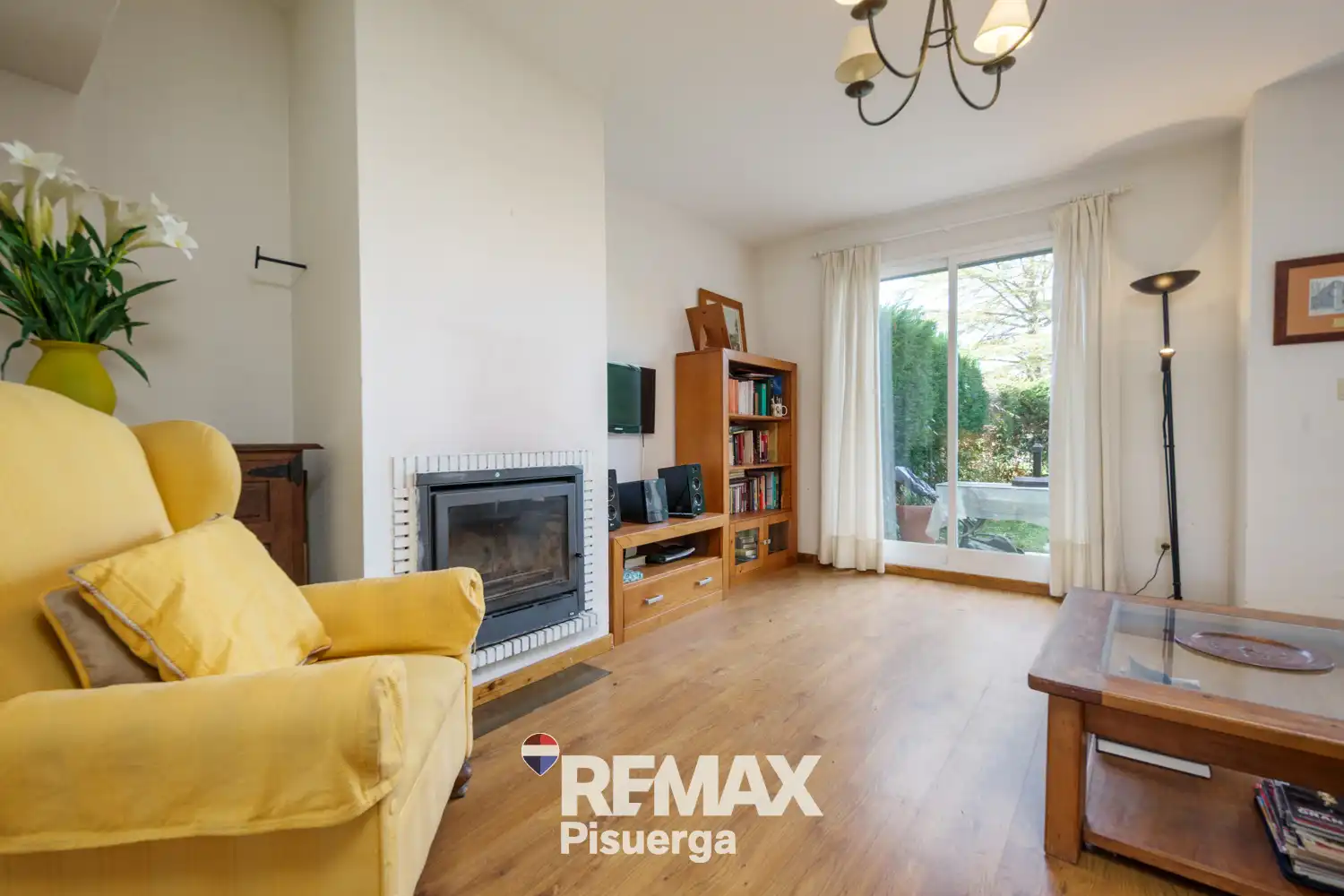 Vista exterior de Casa o chalet en venta en Simancas con Calefacción, Terraza y Trastero