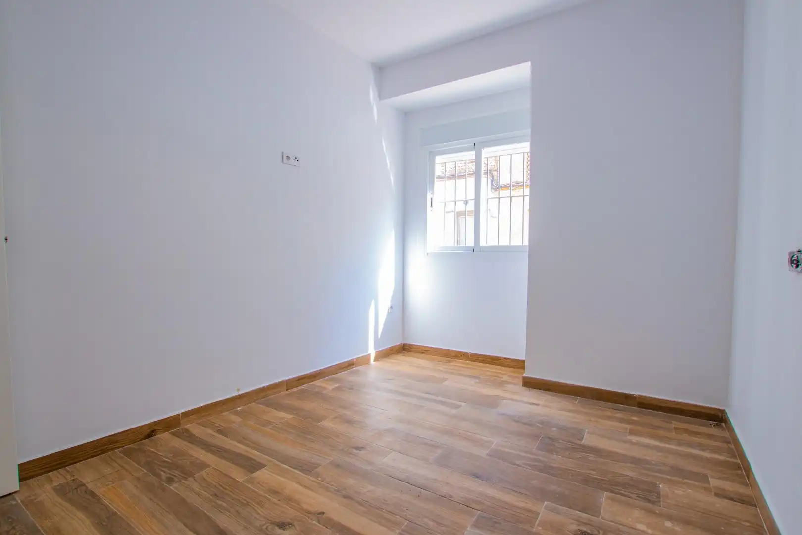 Ground floor for sale in Casco Antiguo, imagen 6