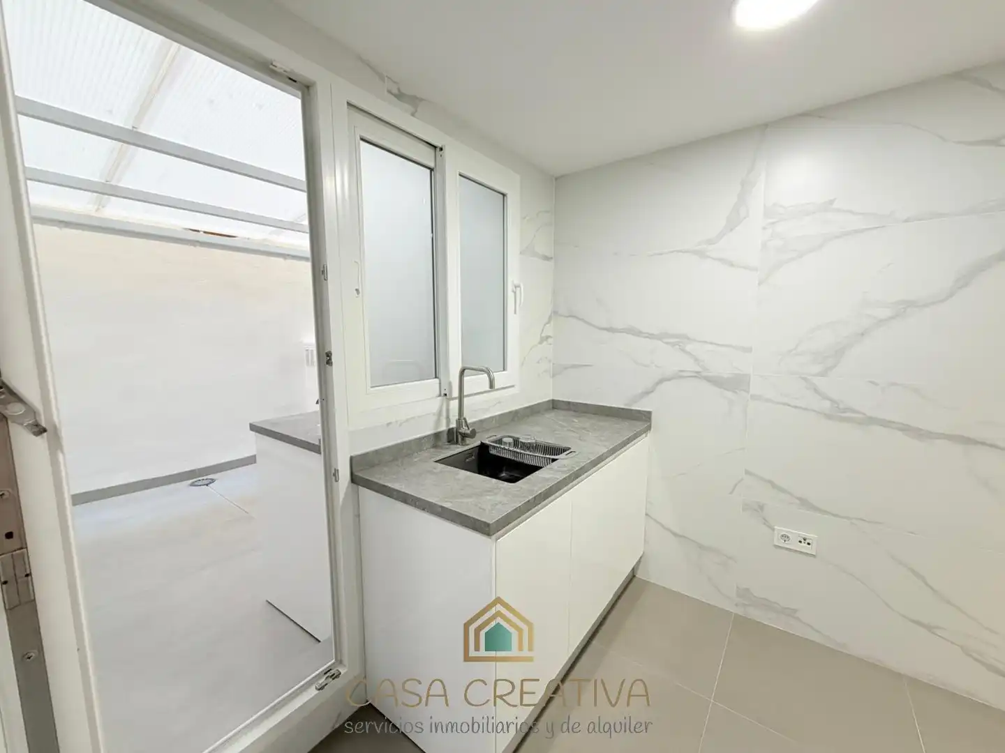 Cocina de Piso de alquiler en Valencia con Aire acondicionado, Calefacción y Terraza