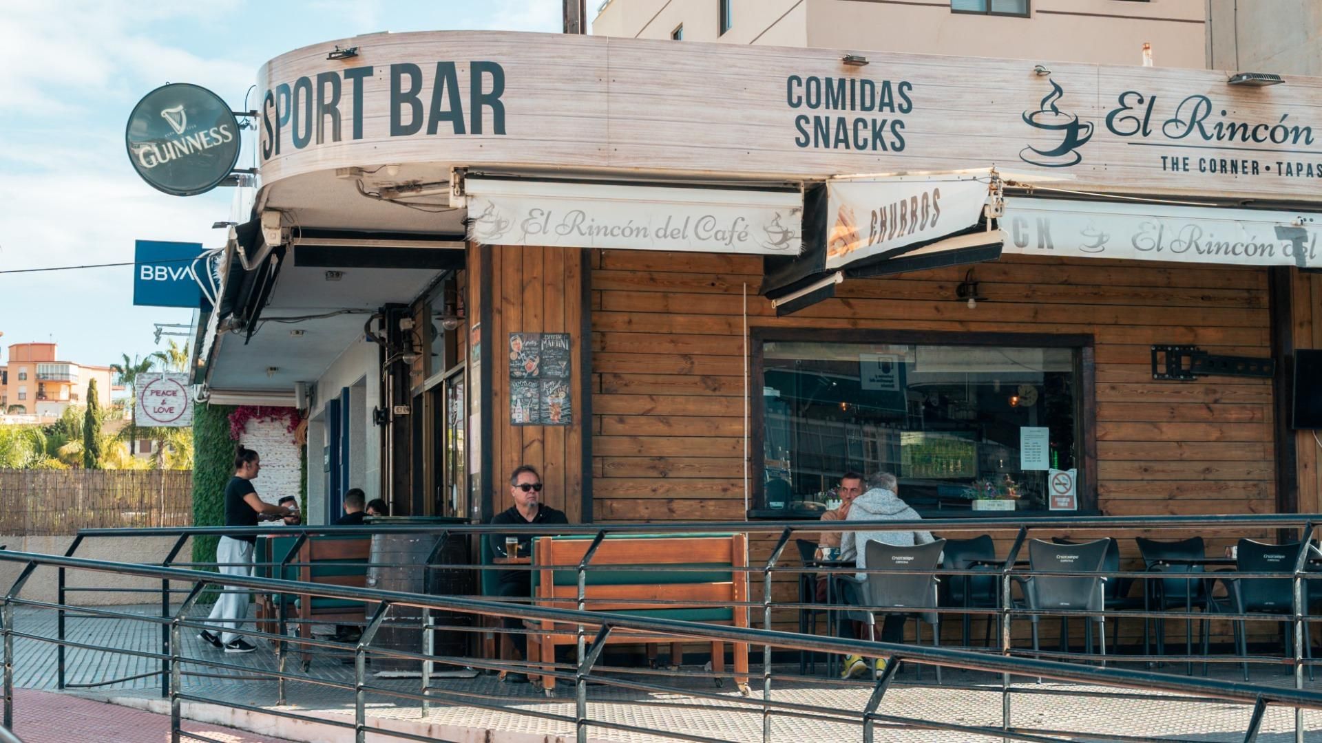 Local de alquiler en Torremolinos con Amueblado
