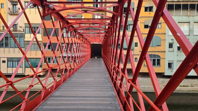 Local comercial en Alquiler en Carrer de la Cort Reial, 13 en Centre - Barri Vell