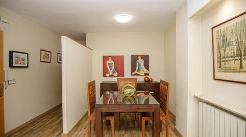 Apartamento de dos habitaciones con balcón en Taialà. ALQUILER DE TEMPORADA