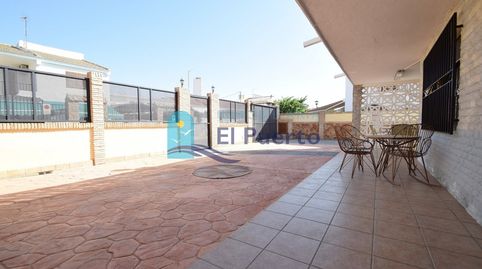CHALET A TAN SOLO 300M DE LA PLAYA. REF 1157.
