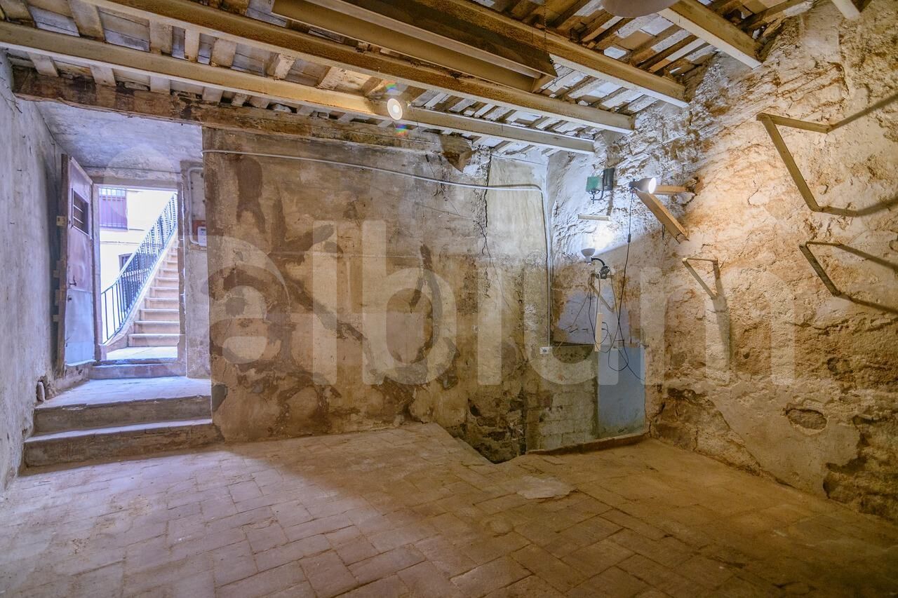 Premises for sale in  Barcelona Capital