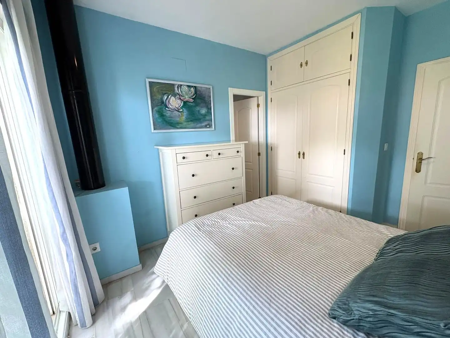 Habitación de Casa adosada en venta en El Portil con Calefacción, Terraza y Amueblado