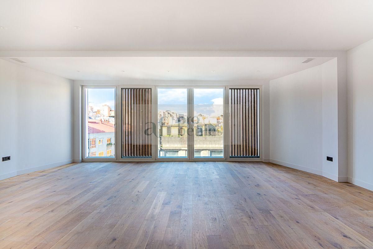 Piso en venta en Colon , 11, Centro - Areal