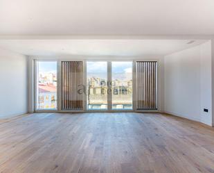 Sala d'estar de Pis en venda en Vigo  amb Piscina