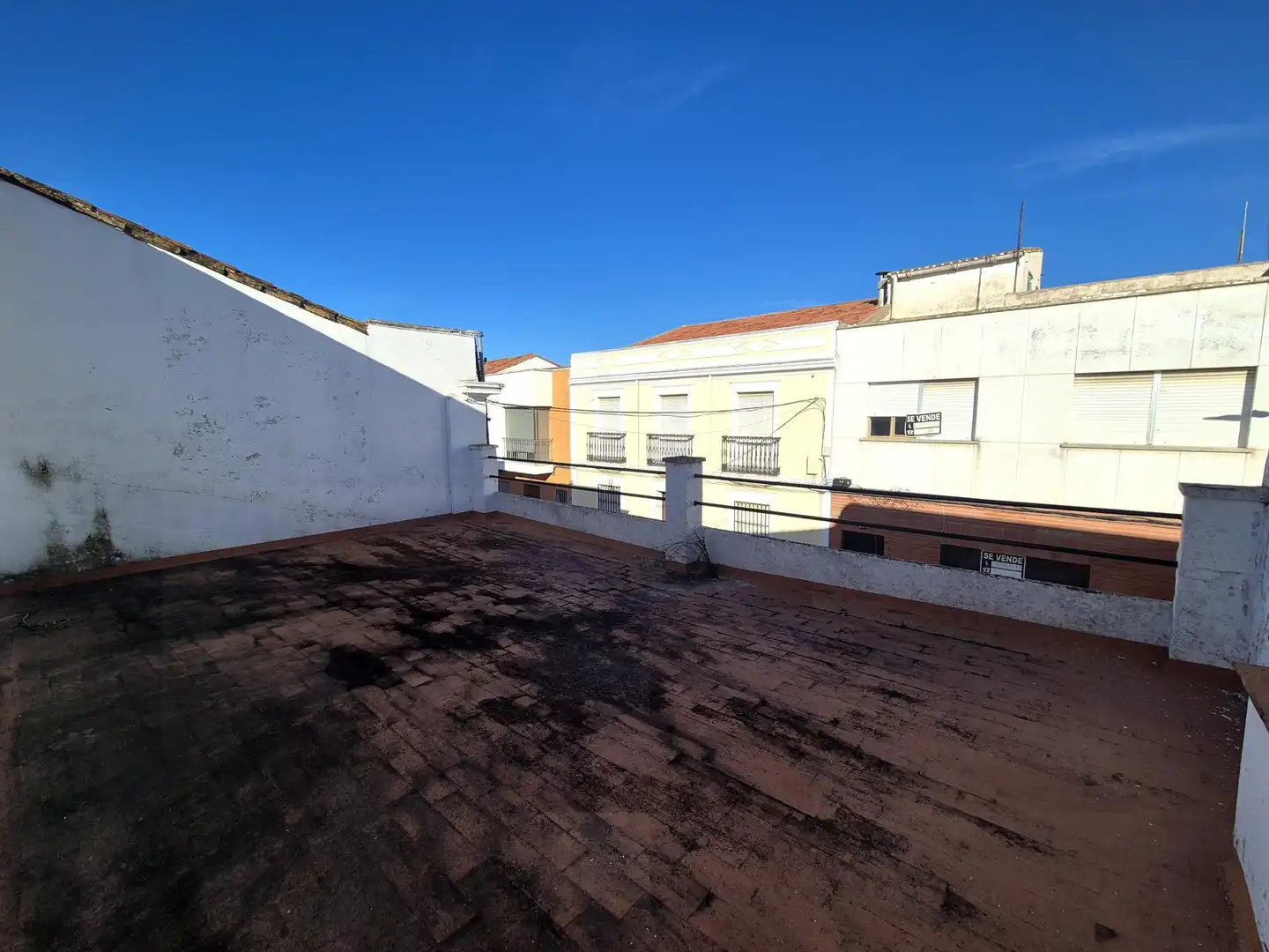 Casa adosada en venda a Montijo