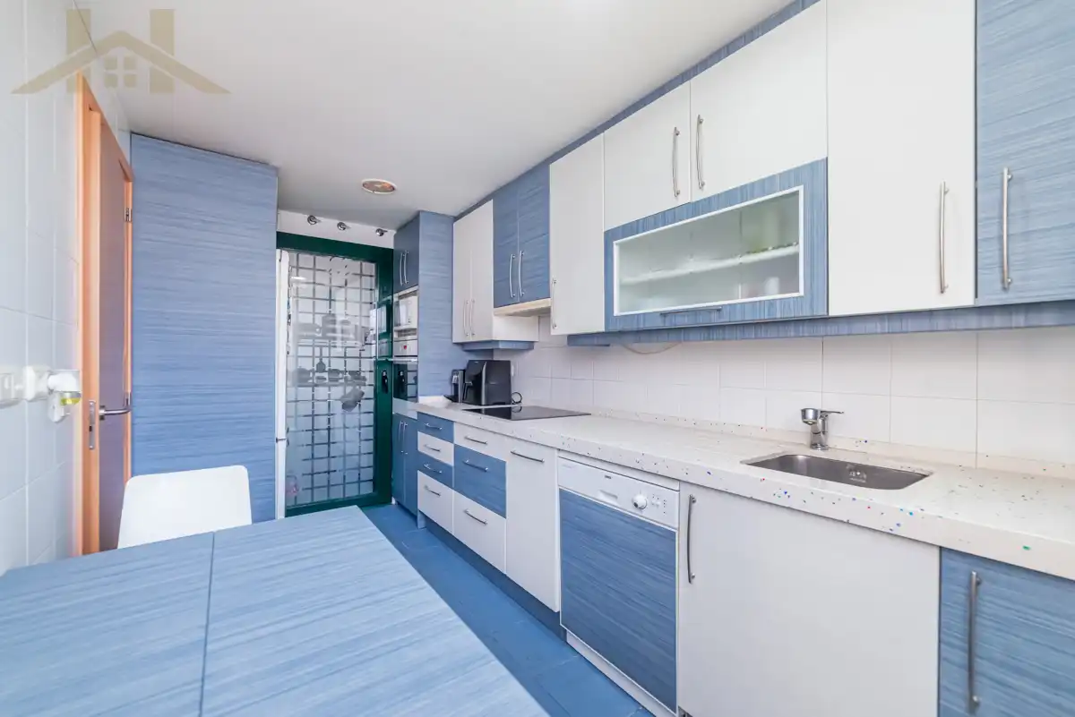 Kitchen of Flat for sale in Torrejón de Ardoz  with Air Conditioner, Heating and Furnished