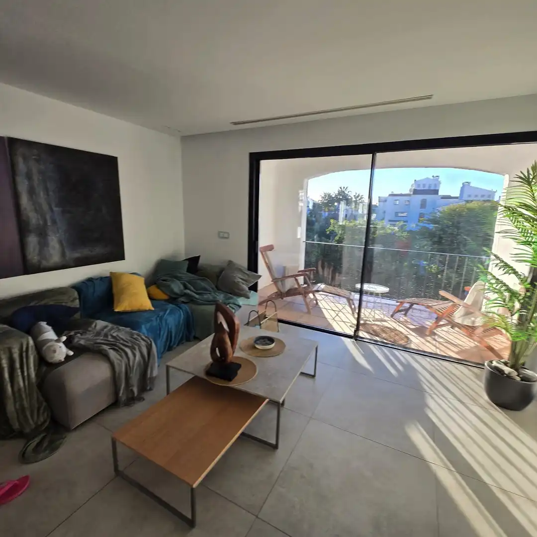 Habitación de Apartamento en venta en Marbella con Aire acondicionado, Terraza y Trastero