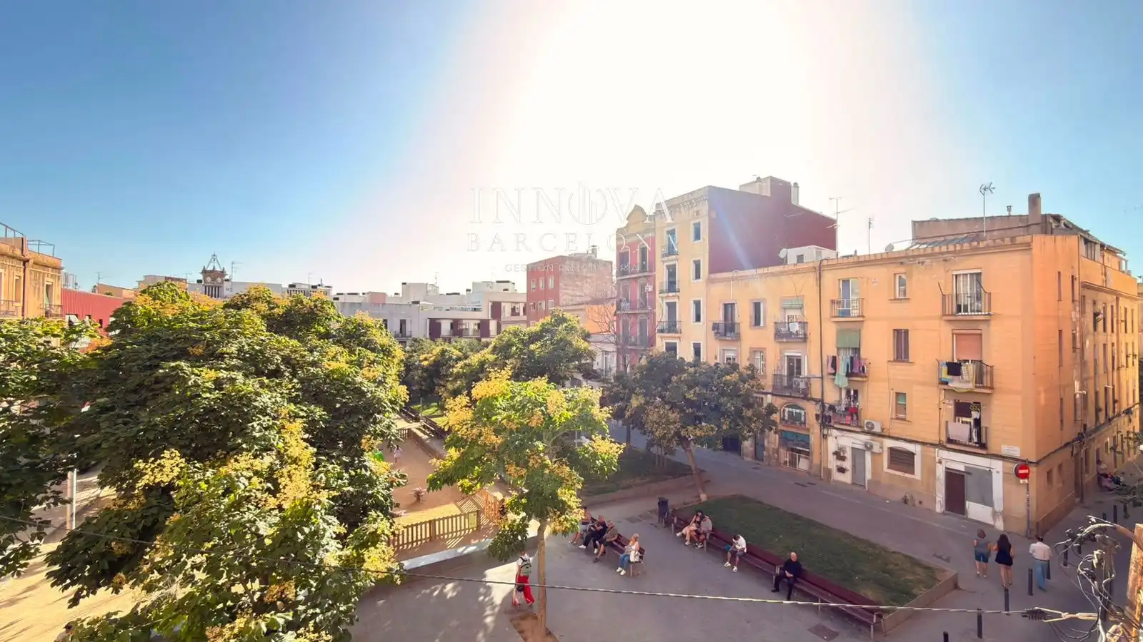 Exterior view of Flat for sale in Barcelona  with Heating