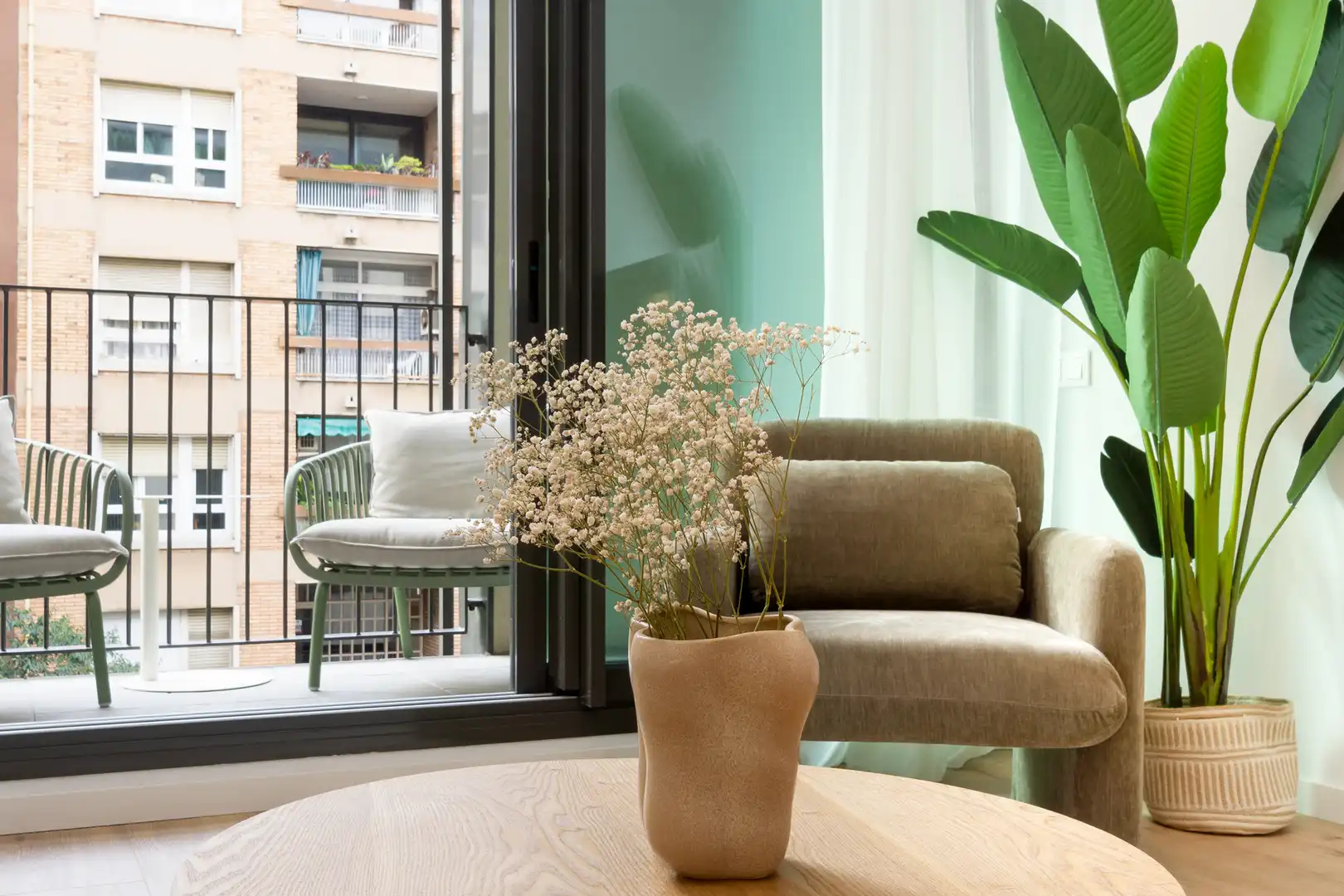 Terraza de Piso de alquiler en  Barcelona Capital con Aire acondicionado, Amueblado y Horno