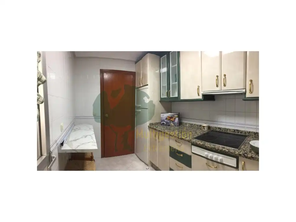 Küche von Wohnung zur Miete in Cáceres