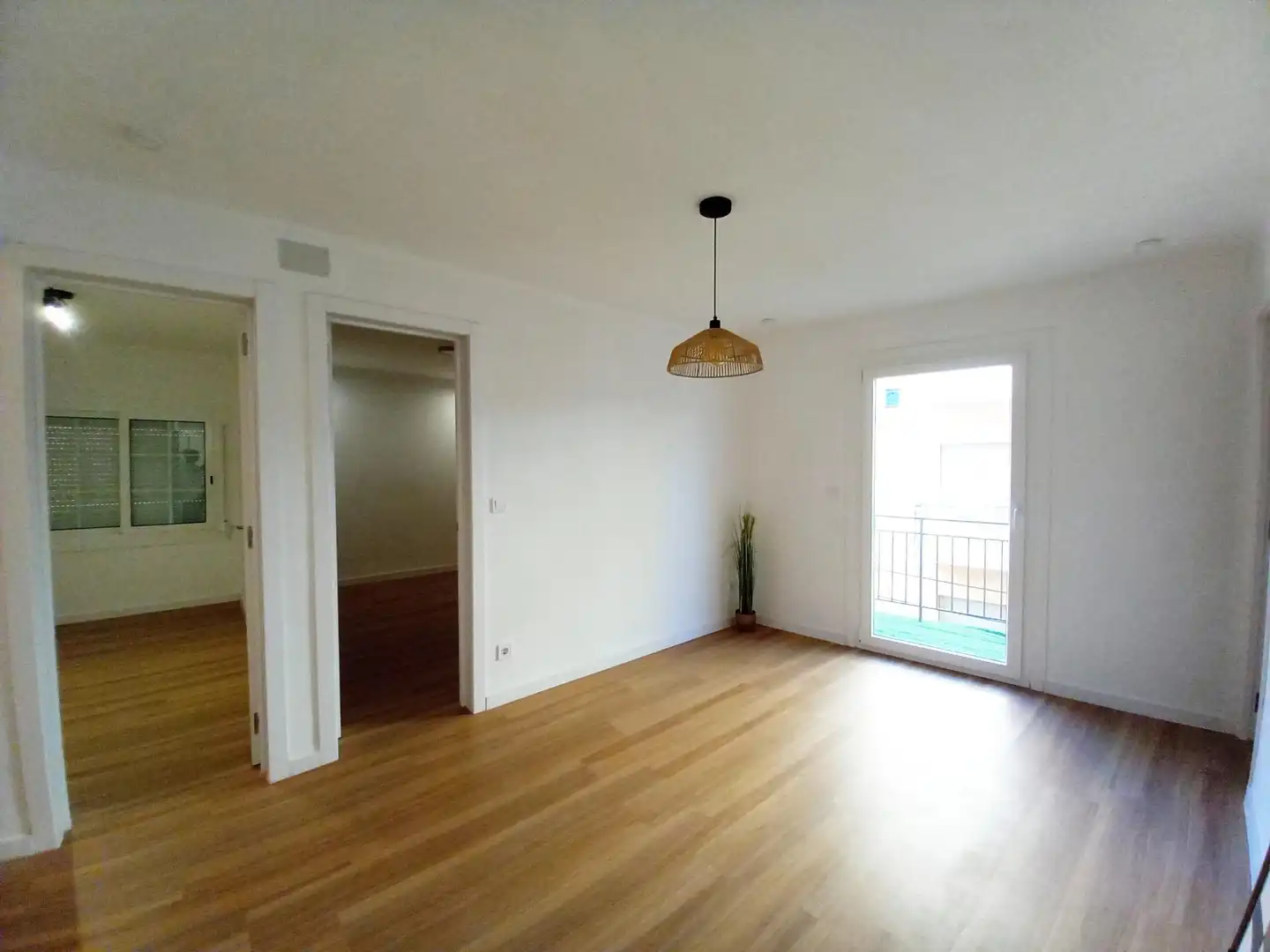 Flat with terrace for sale in Cerdanyola, imagen 2