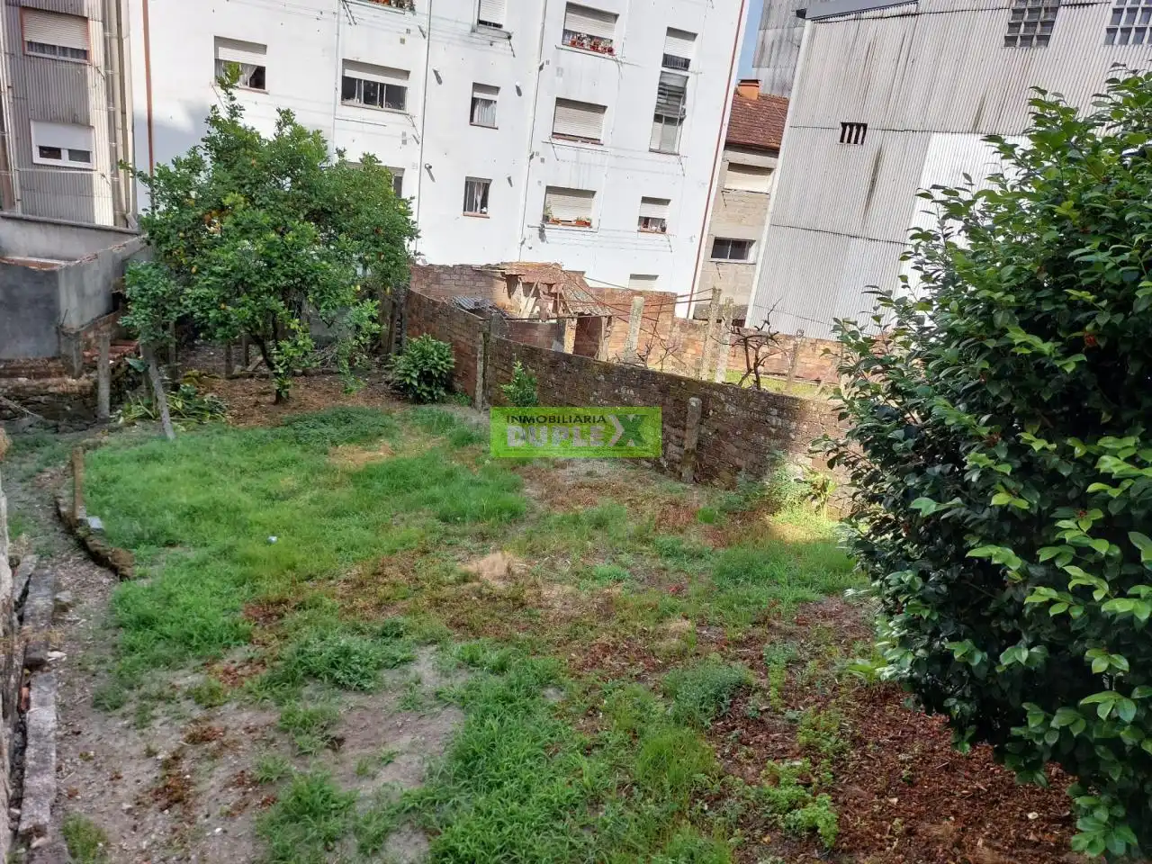 Casa amb jardí en venda a Zona de Plaza de Barcelos, imagen 4