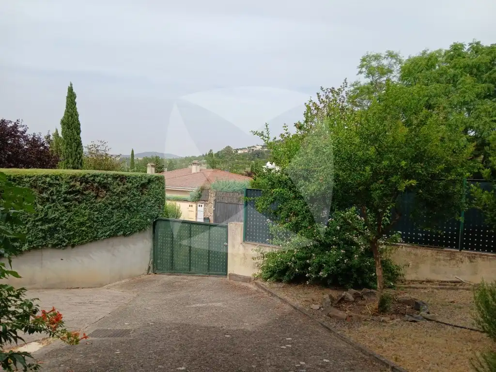Houses for sale in Cáceres  with Air Conditioner