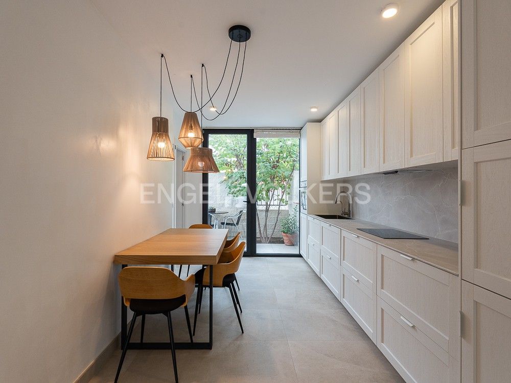 Cocina de Casa o chalet de alquiler en  Valencia Capital con Aire acondicionado, Calefacción y Jardín privado