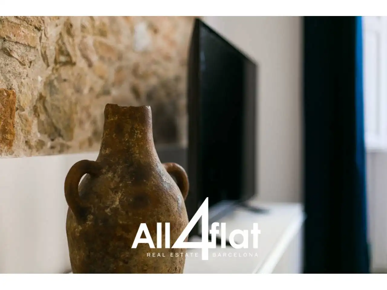 Flat with terrace for sale in Calle Nou de la Rambla, imagen 15