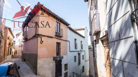 DOS CASAS PARA REFORMAR EN CASCO HISTÓRICO, EDIFICIO COMPLETO