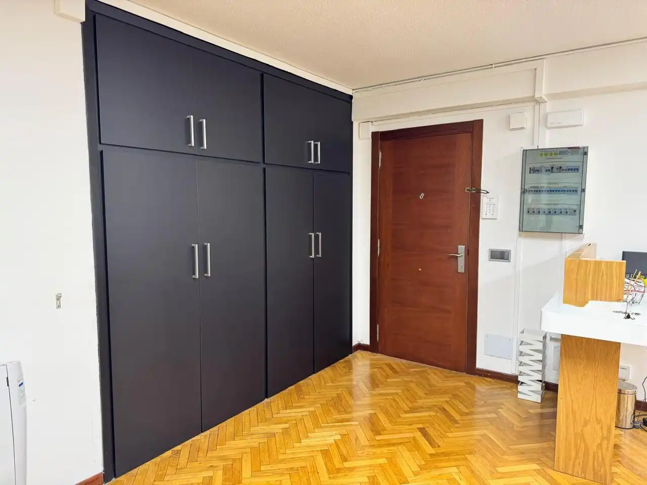 Office for sale in A Coruña Capital 