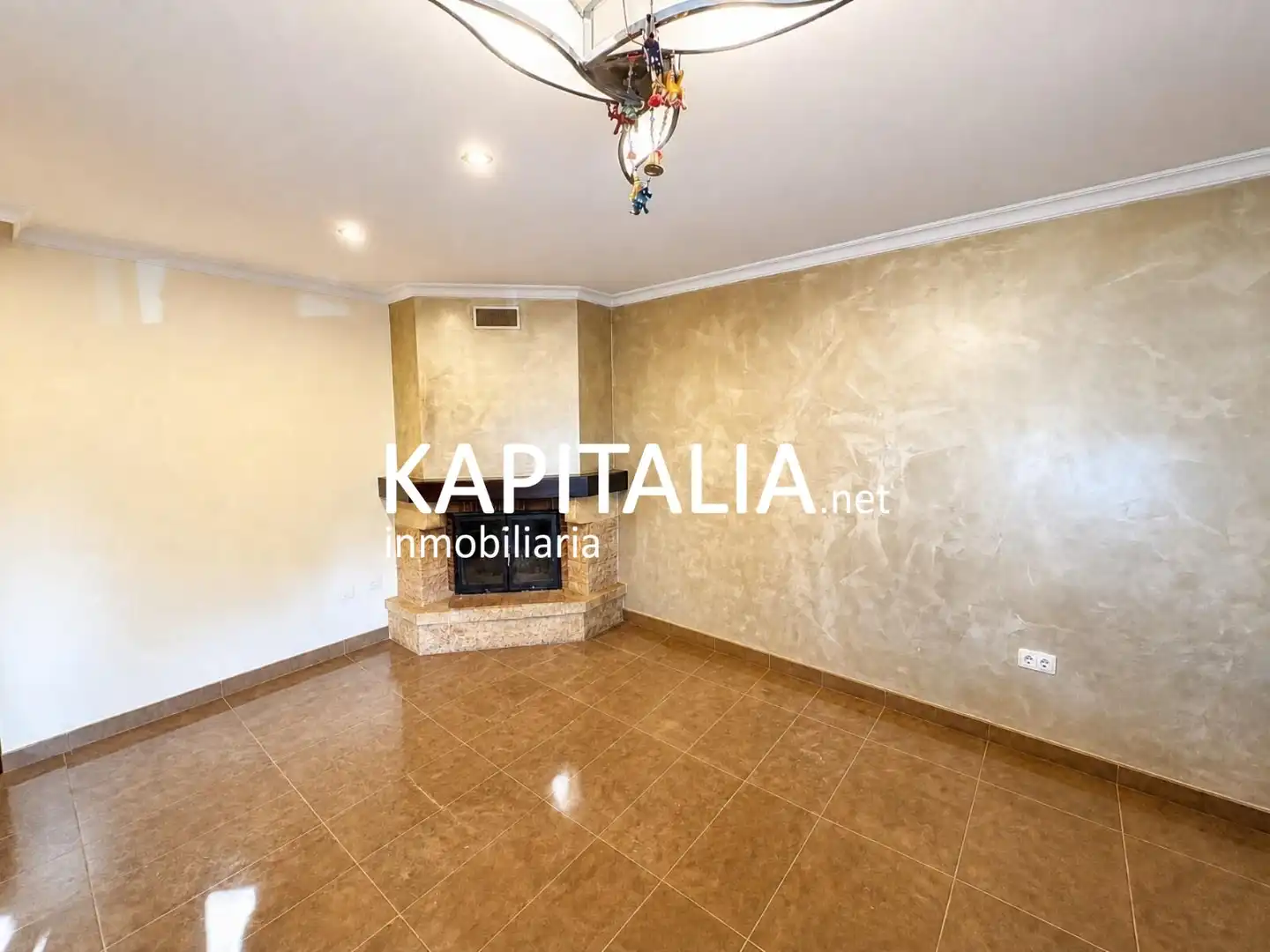 Maison mitoyenne avec terrasse à vendre à NOU D'OCTUBRE, imagen 5