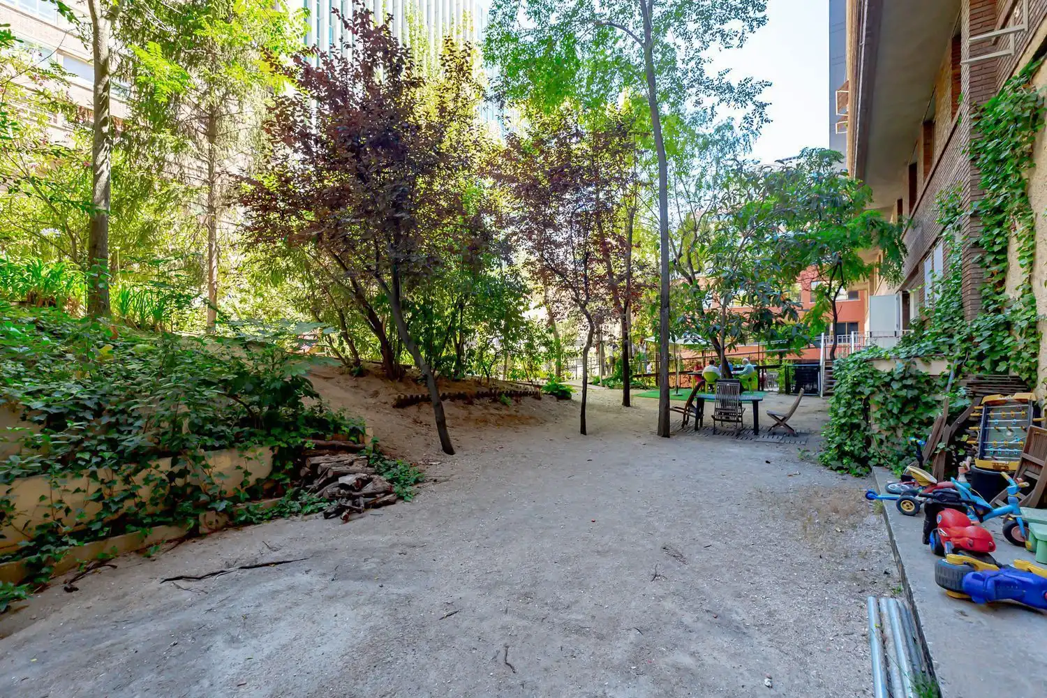 Terrace of Flat for rent in Madrid  with Air Conditioner, Heating and Storage room