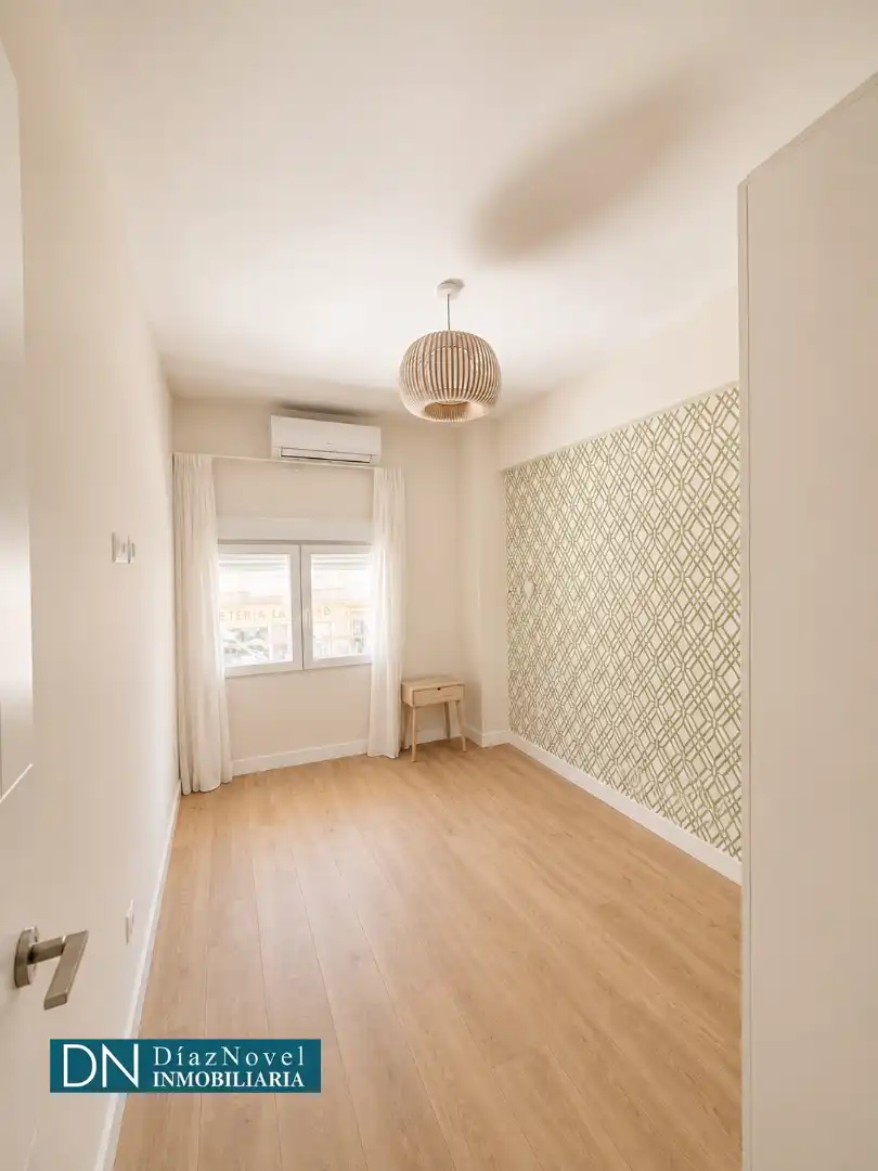 Habitación de Local en venta en Málaga con Aire acondicionado, Calefacción y Parquet