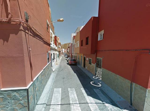 Piso en Venta en Calle Ávila en Bajadilla - Fuente Nueva