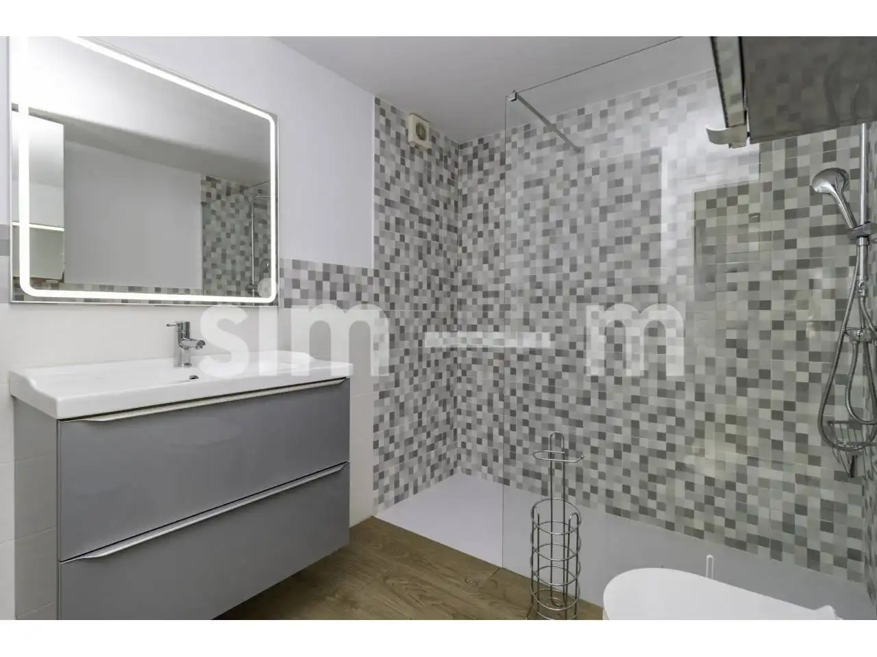 Badezimmer von Wohnung zum Verkauf in Vic mit Heizung, Terrasse und Abstellraum