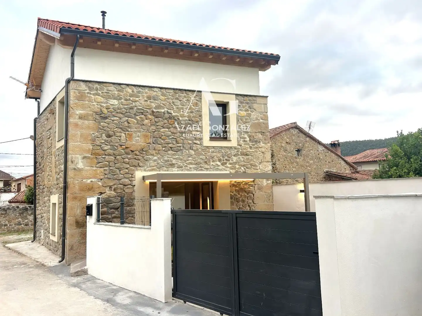 Casa con jardín en venta en Ontoria 152