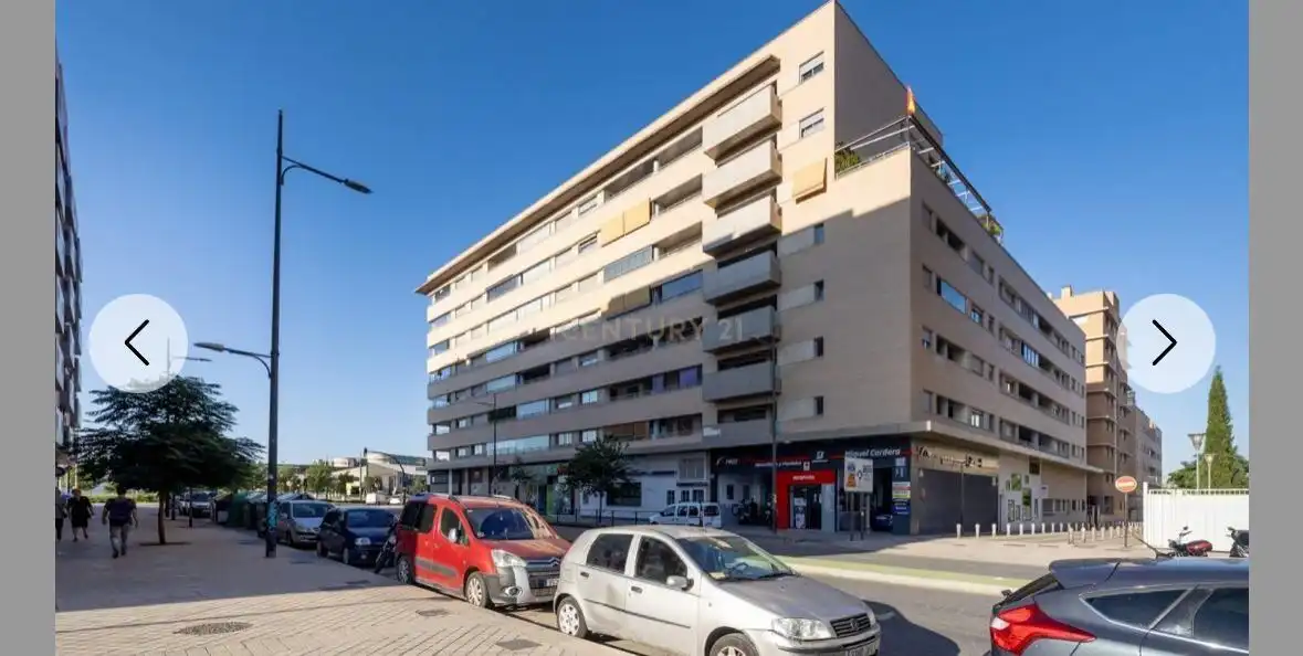 Außenansicht von Wohnungen zur Miete in Granada mit Klimaanlage, Privatgarten und Gemeinschaftspool