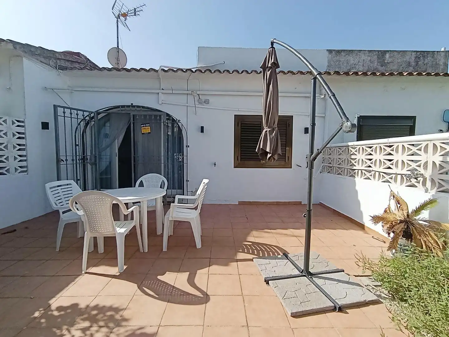 Terrassa de Casa adosada de lloguer en Dénia amb Aire condicionat, Calefacció i Jardí privat