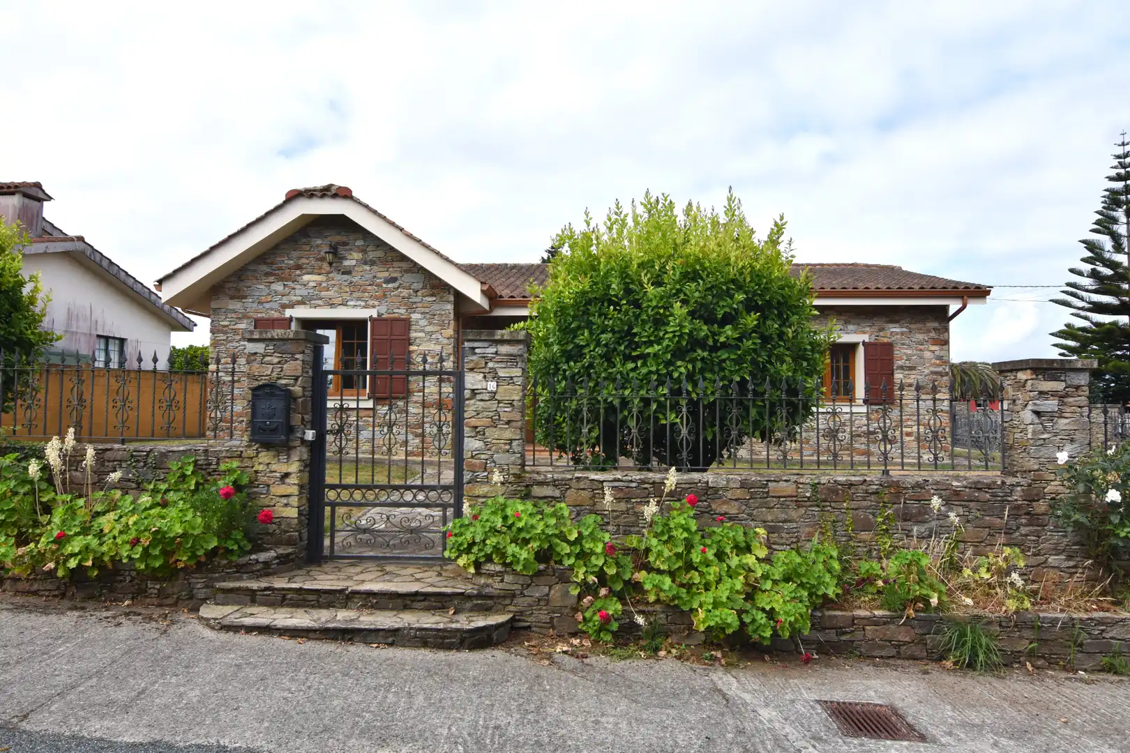 Vista exterior de Casa o xalet en venda en Valdoviño, A Coruña