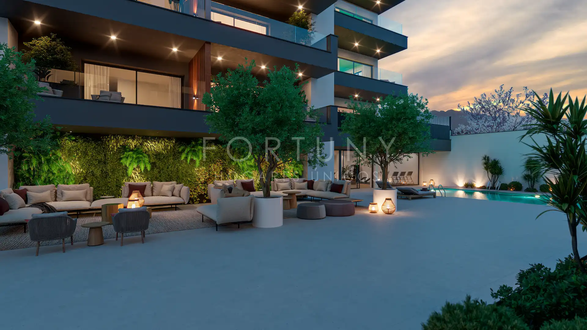 Terrasse von Erdgeschoss zum Verkauf in Fuengirola mit Terrasse, Abstellraum und Gemeinschaftspool