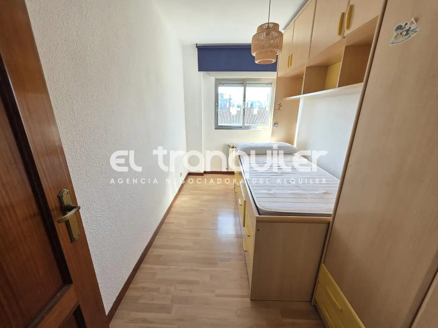 Bedroom of Flat for rent in Madrid  with Air Conditioner, Terrace and Furnished