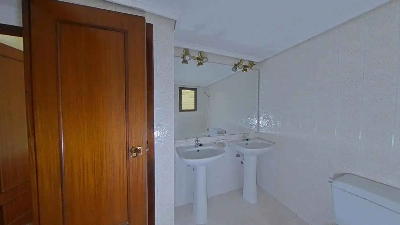 Baño de Piso en venta en Alcoy / Alcoi con Trastero