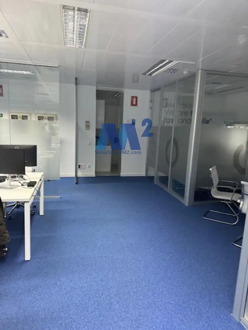 Oficina de alquiler en Anabel Segura, Arroyo de la Vega