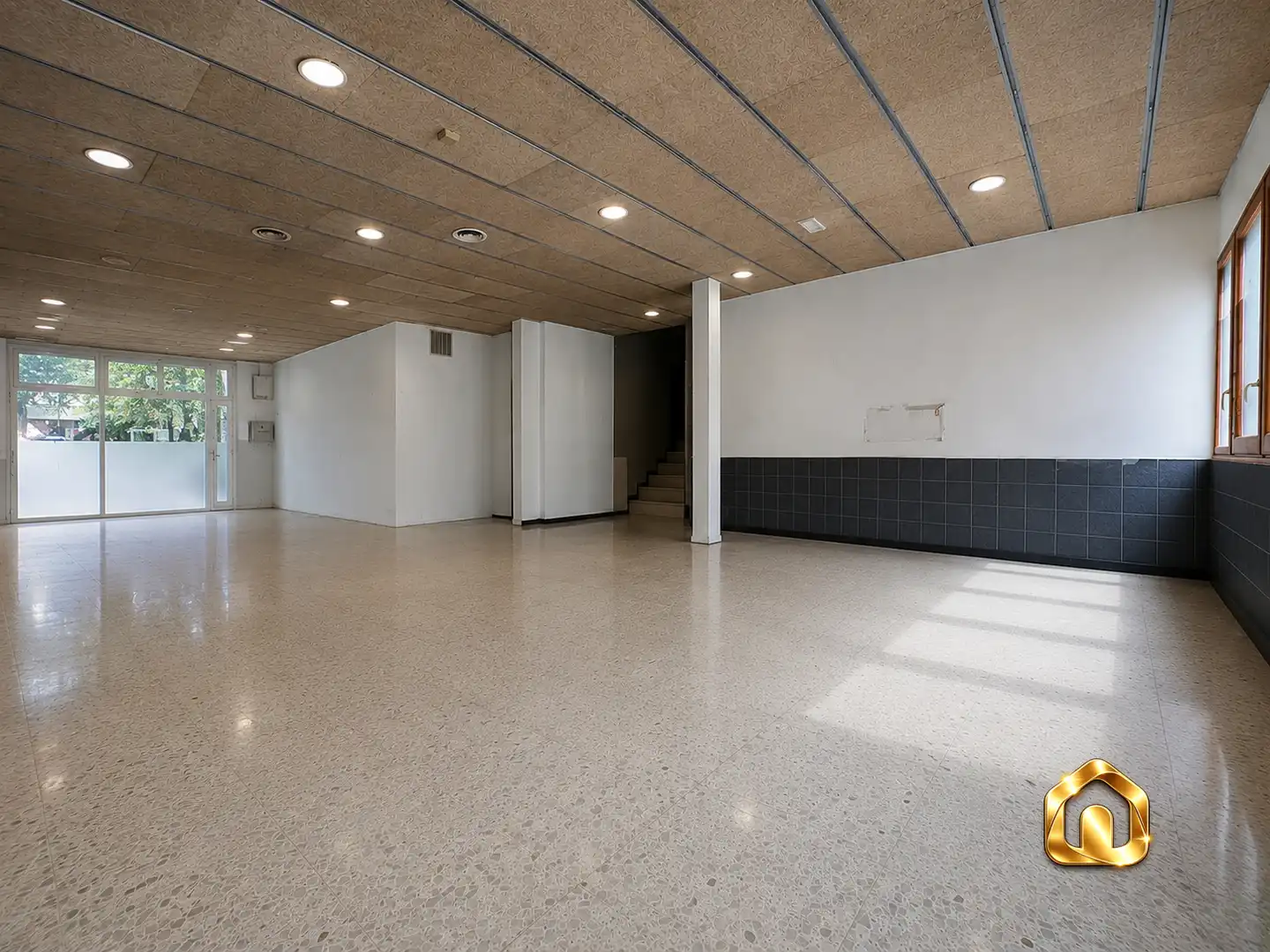 Local comercial en venta en Carrer de Joaquim Mir 56