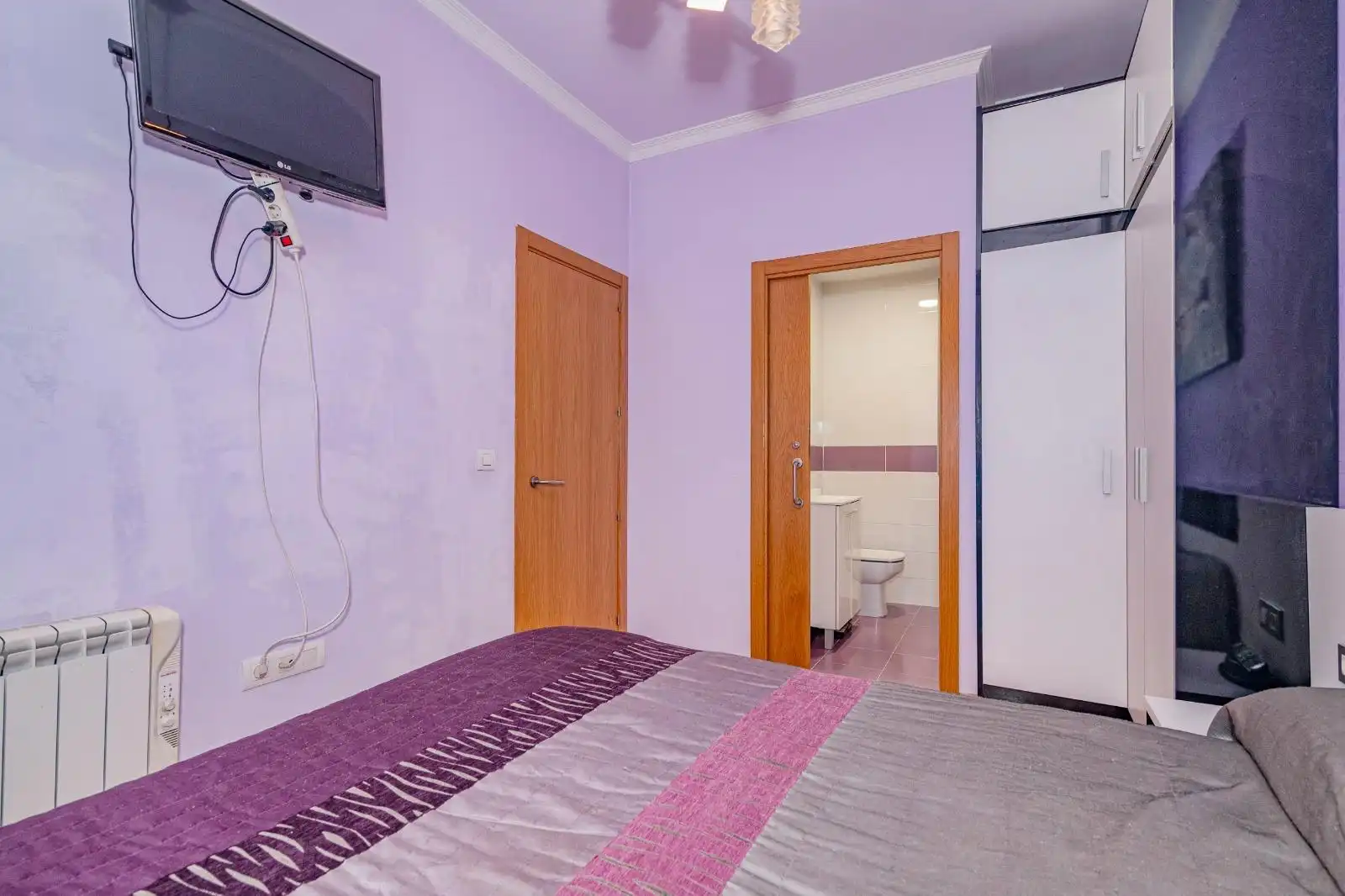 Bedroom of Flat for sale in Peligros  with Air Conditioner, Heating and Storage room