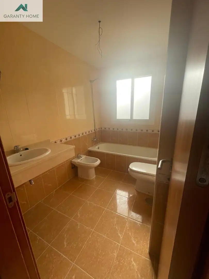 Badezimmer von Dachboden zum Verkauf in Rincón de la Victoria mit Terrasse und Abstellraum