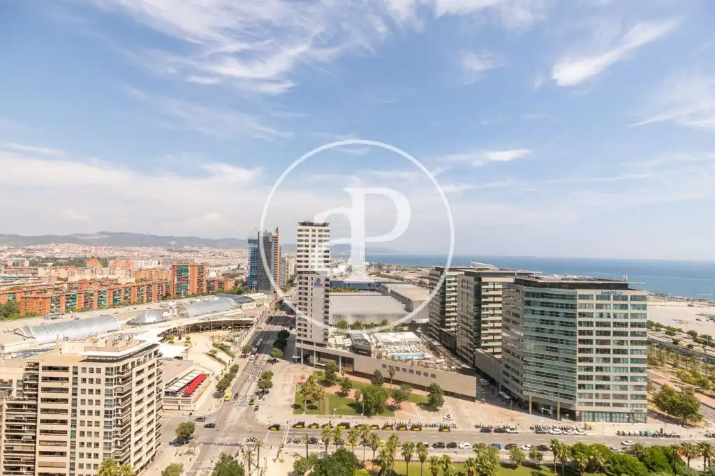 Vista exterior de Ático en venta en Barcelona con Aire acondicionado, Calefacción y Terraza