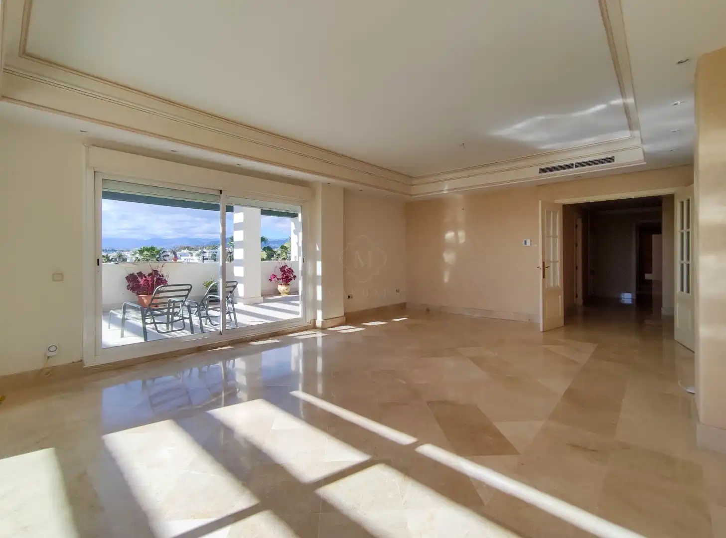 Attic for sale in Marbella  with Air Conditioner, Terrace and Swimming Pool