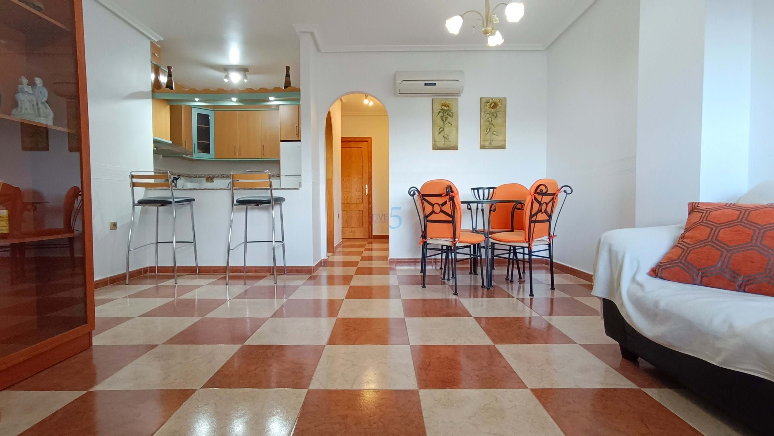 Menjador de Pis en venda en Formentera del Segura amb Aire condicionat, Calefacció i Piscina