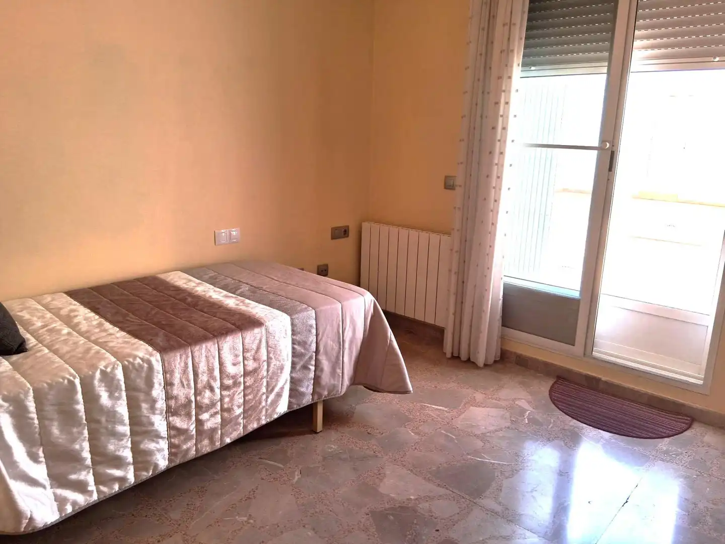 Habitación de Piso en venta en Albacete con Calefacción, Terraza y Trastero