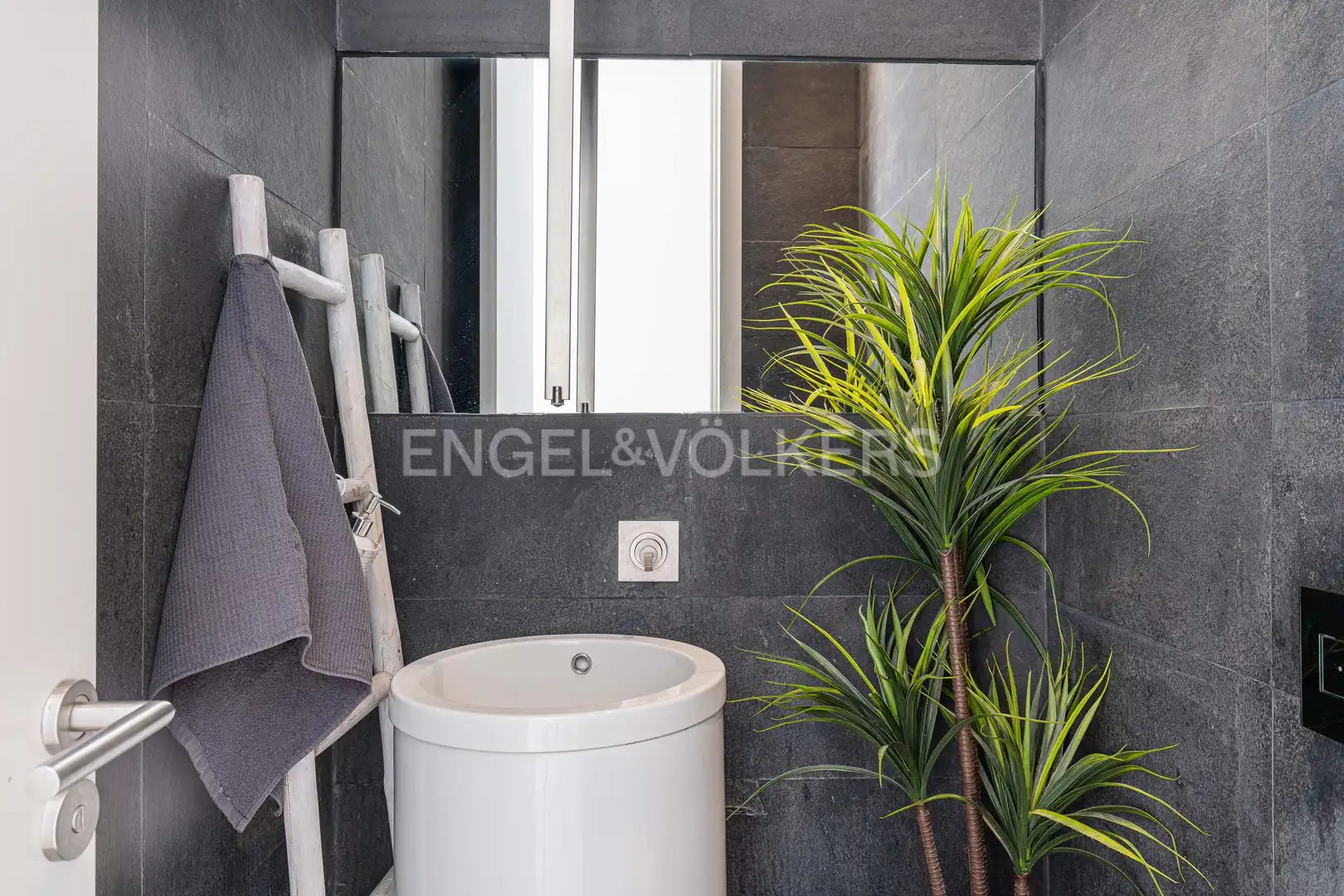Baño de Casa o chalet de alquiler en Boadilla del Monte con Calefacción, Jardín privado y Terraza