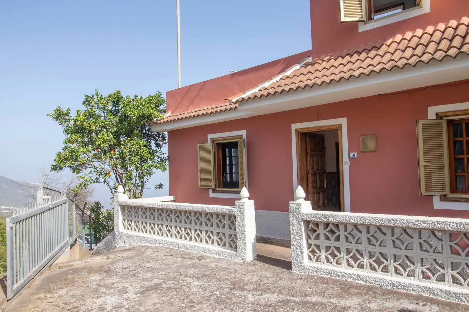 Vista exterior de Casa o chalet en venta en La Orotava con Jardín privado, Terraza y Trastero