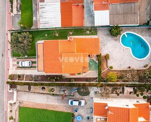 Vista exterior de Casa o xalet en venda en El Catllar  amb Piscina i Moblat